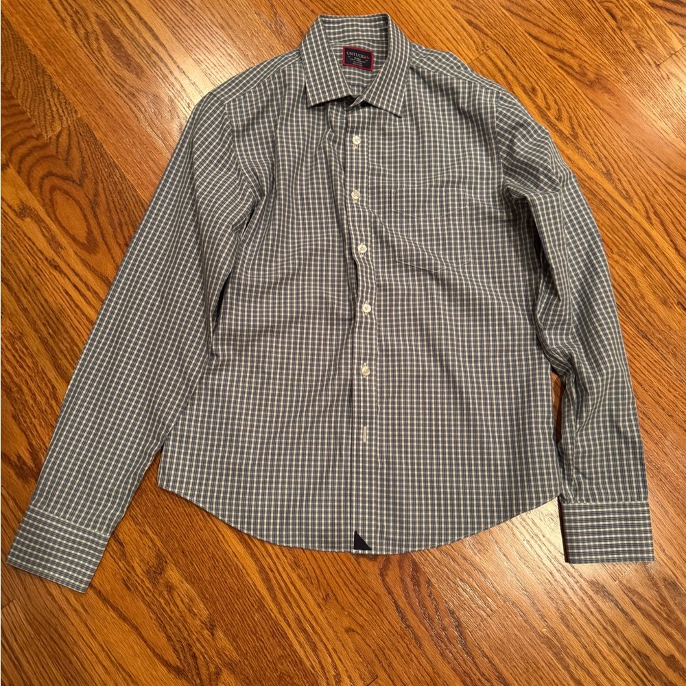 Untuckitit Button Down Slim Fit